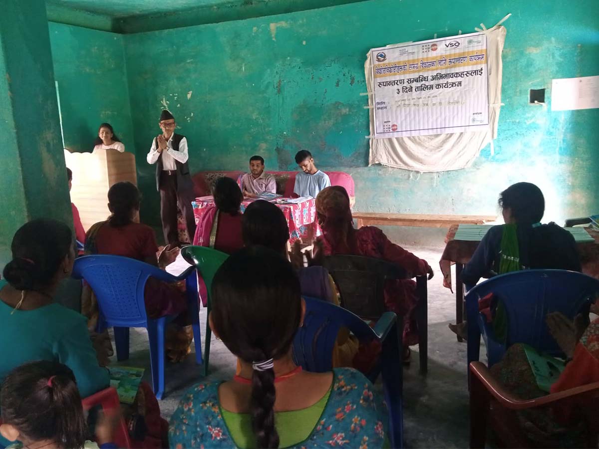 बालविवाह अन्त्यका लागि बैतडीमा अभिभावकलाई जागरुक बनाइँदै 